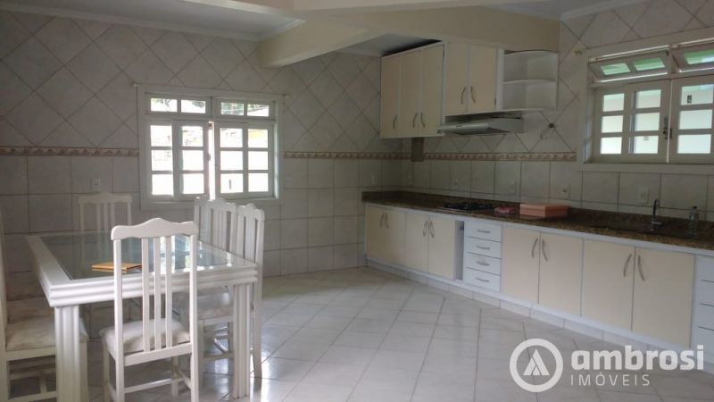 CASA PROXIMO AO CENTRO - ( CASA SEM MOVEIS)