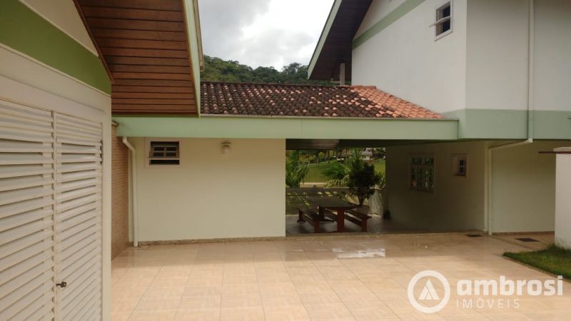 CASA PROXIMO AO CENTRO - ( CASA SEM MOVEIS)