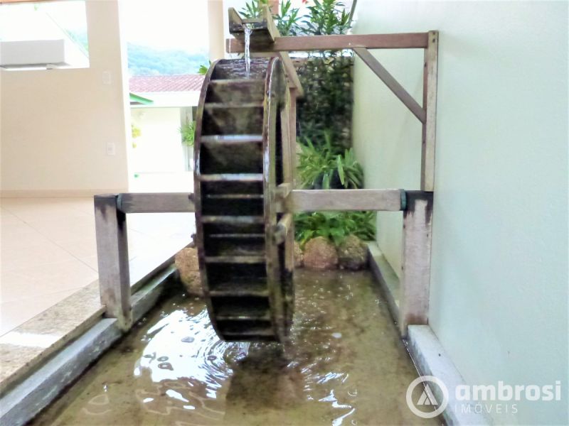 CASA PROXIMO AO CENTRO - ( CASA SEM MOVEIS)