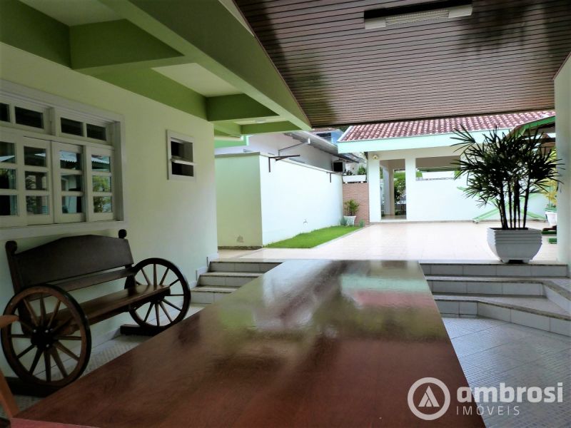 CASA PROXIMO AO CENTRO - ( CASA SEM MOVEIS)