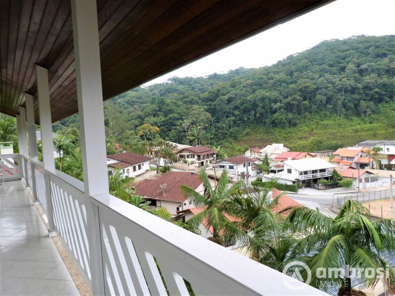 CASA PROXIMO AO CENTRO - ( CASA SEM MOVEIS)