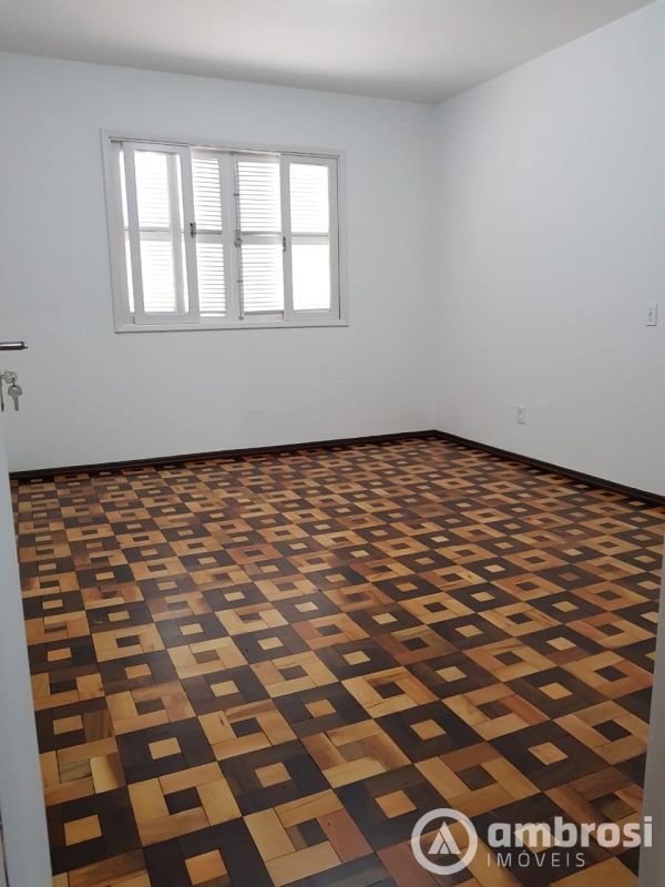 CASA 3 QTOS - JARDIM MALUCHE 