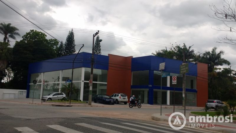 Sala Comercial de 527m² no bairro Centro II, em Brusque | Eu Corretor