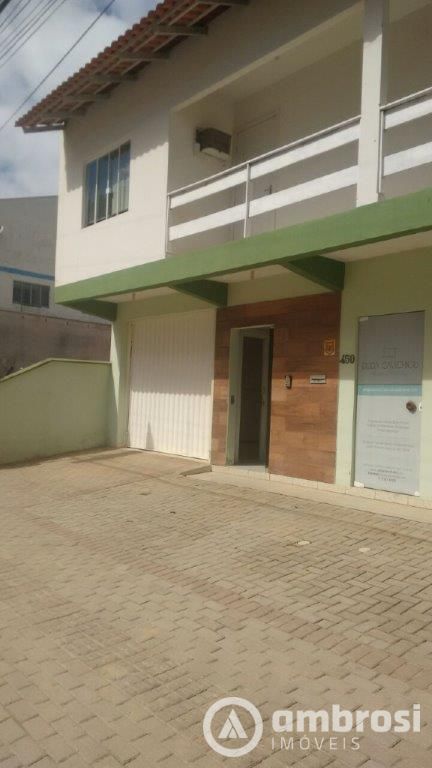 CASA  01 suite + 02 qtos - NOVA BRASILIA