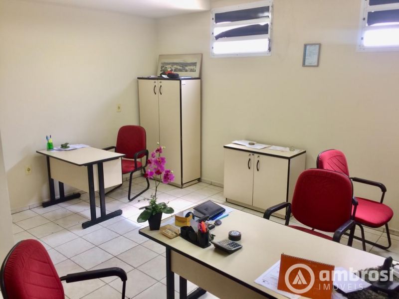 Sala Comercial no bairro Centro I, em Brusque | Eu Corretor