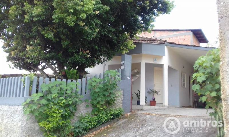 CASA BAIRRO SOROCABA - 3 QTOS 