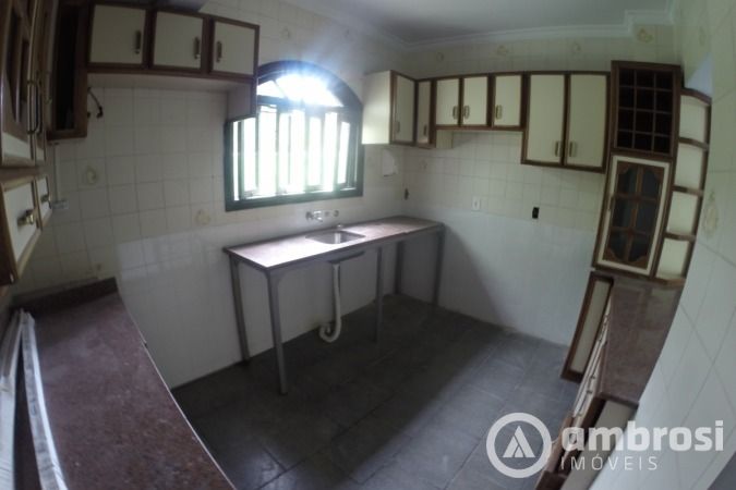 CASA COMERCIAL - JARDIM MALUCHE (PISO TÉRREO) 