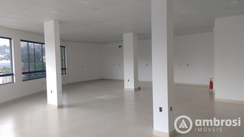 Sala Comercial de 165m² no bairro Jardim Maluche, em Brusque | Eu Corretor
