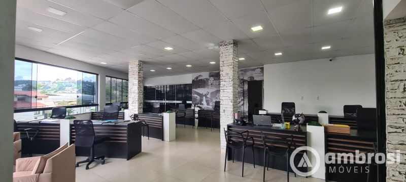 SALA COMERCIAL  PISO SUPERIOR - BAIRRO JARDIM MALUCHE  -SEMI MOBILIADA 