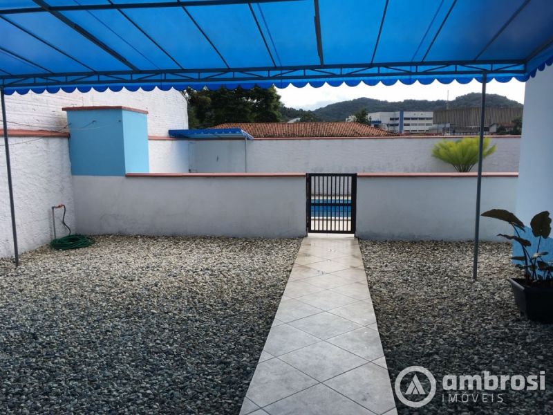 CASA 1 SUITE + 02 QTOS - BAIRRO SÃO LUIZ  - SEMI MOBILIADA 