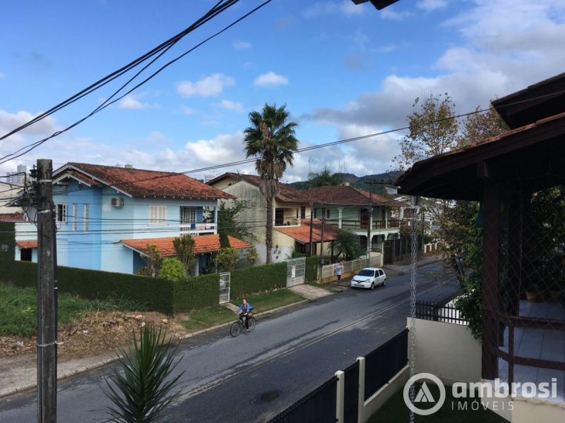 Casa de 3 quartos, 200m² no bairro São Luiz, em Brusque | Eu Corretor