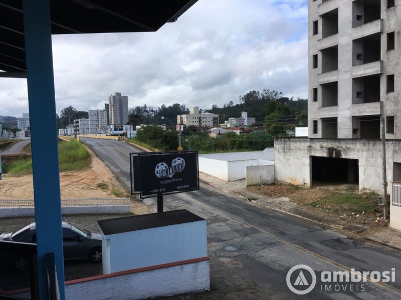 CASA 1 SUITE + 02 QTOS - BAIRRO SÃO LUIZ  - SEMI MOBILIADA 