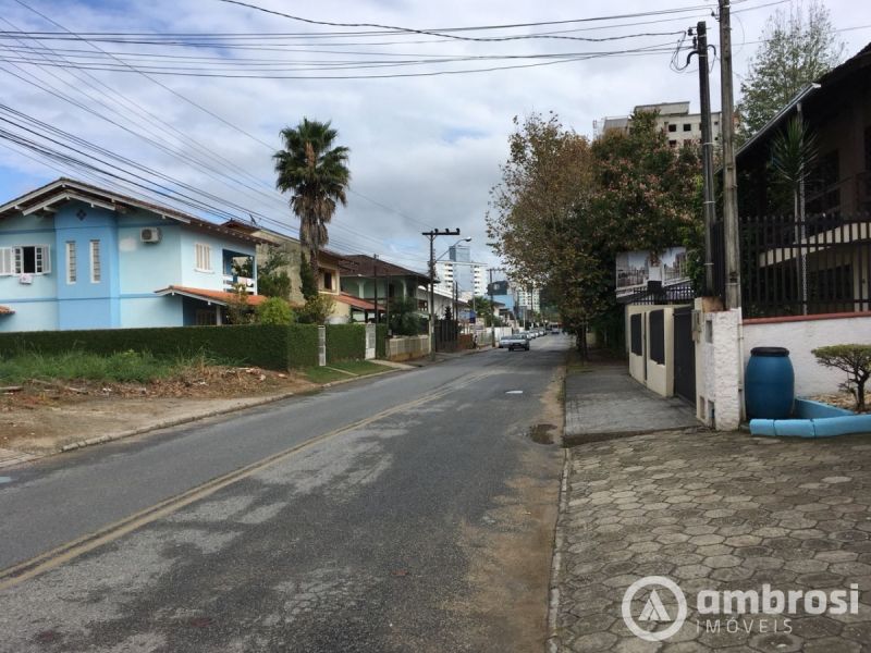 Casa de 3 quartos, 200m² no bairro São Luiz, em Brusque | Eu Corretor