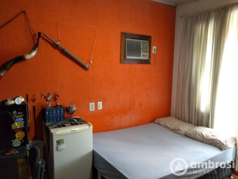 Casa no Centro de Brusque - Rua comercial 