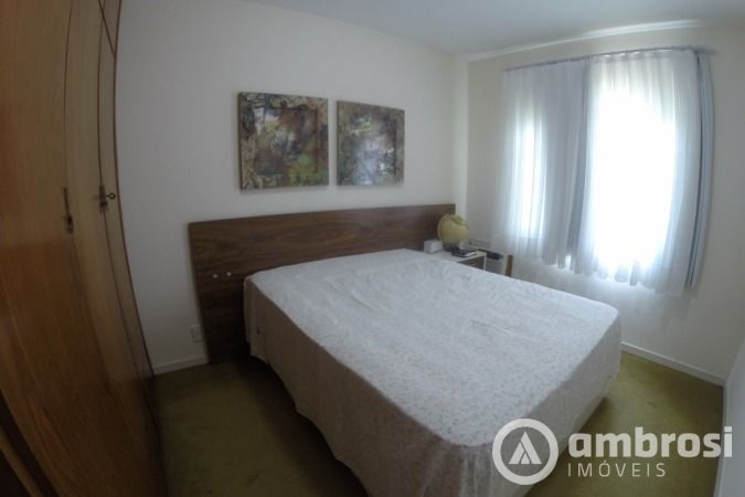 CASA  COMERCIAL - BAIRRO BATEAS 