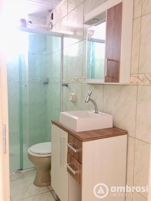 Apartamento 2 qtos -   Jardim Maluche - COM COZINHA MOBILIADA 