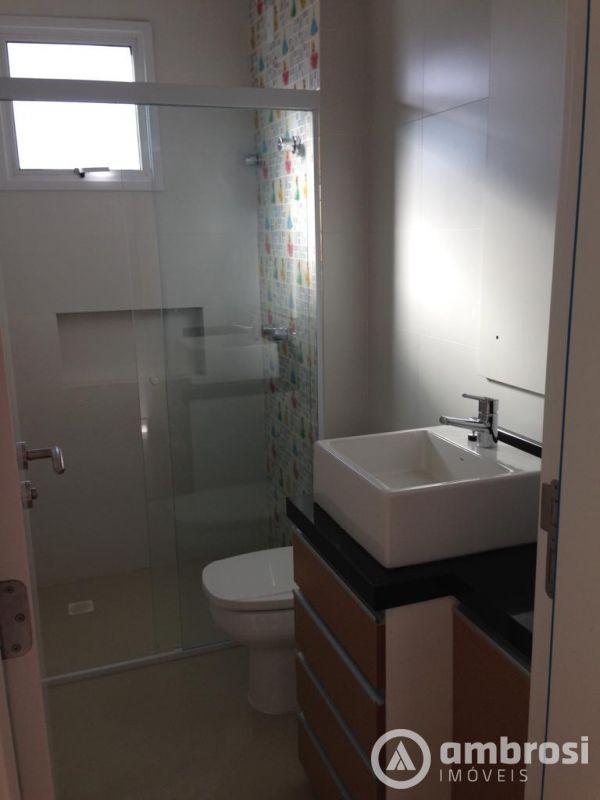 APTO 3 SUITES - SEMI MOBILIADO -  EDF. MUNICH - CENTRO  