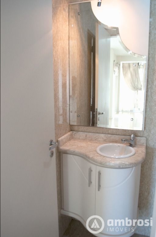 Apartamento de 2 quartos, 120m² | Eu Corretor