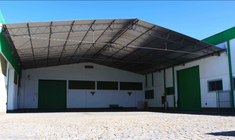 GALPÃO A -  BAIRRO SAO LUIZ   - 1.560,00 M2