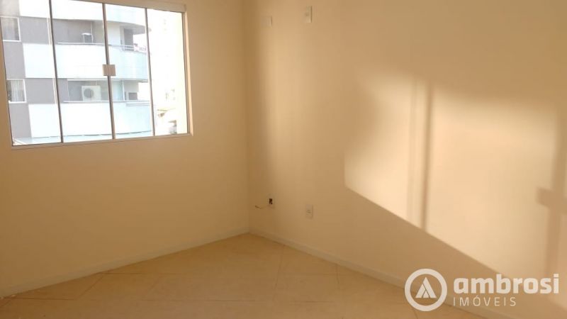 APTO 01 SUITE + 02 QTOS - CENTRO 