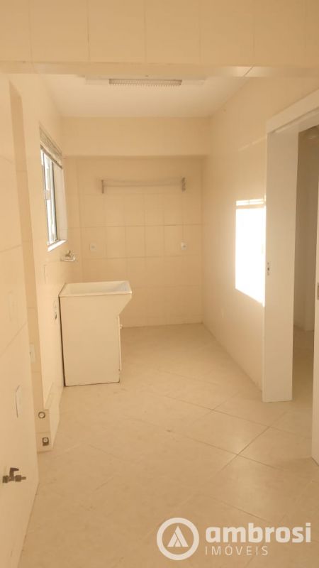 APTO 01 SUITE + 02 QTOS - CENTRO 