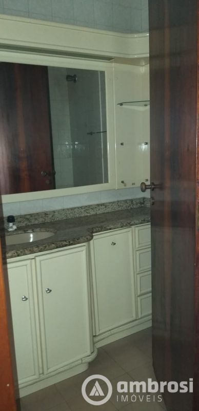 APTO 01 SUITE + 02 QTOS - CENTRO - SEMI MOBILIADO  ( COM CONDOMINIO INCLUSO) 