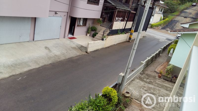 Casa de 280m² no bairro Azambuja, em Brusque | Eu Corretor