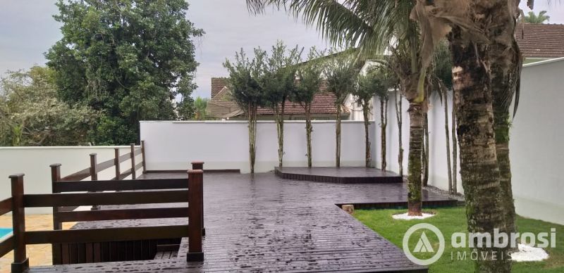 LINDA CASA - 1 SUITE+02 QTOS - MALUCHE