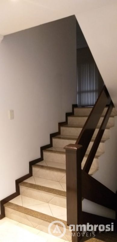 LINDA CASA - 1 SUITE+02 QTOS - MALUCHE