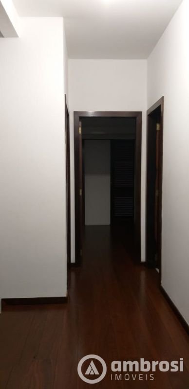 LINDA CASA - 1 SUITE+02 QTOS - MALUCHE