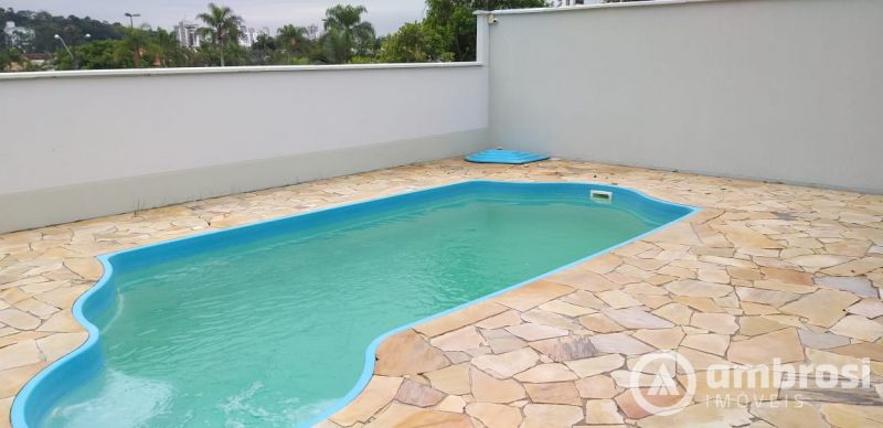 LINDA CASA - 1 SUITE+02 QTOS - MALUCHE