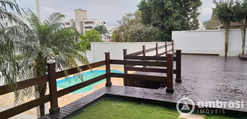 LINDA CASA - 1 SUITE+02 QTOS - MALUCHE