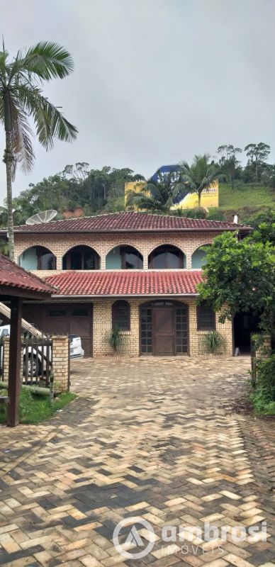CASA COMERCIAL - SANTA TEREZINHA