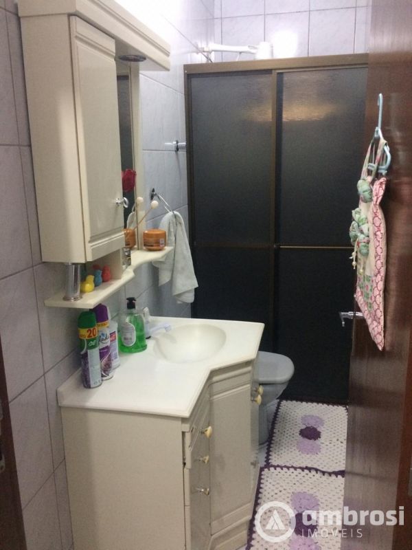 Casa   1 SUITE + 3 QTOS - SOUZA CRUZ 