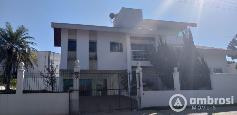 CASA 01 SUITE + 03 QTOS  (SEMI-MOBILIADA) - BAIRRO LIMOEIRO