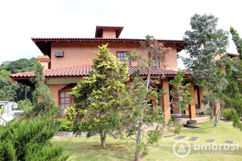 CASA  4 SUITES - CENTRO GUABIRUBA 