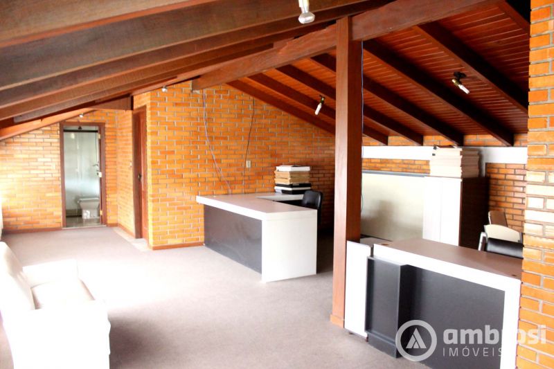 CASA  4 SUITES - CENTRO GUABIRUBA 