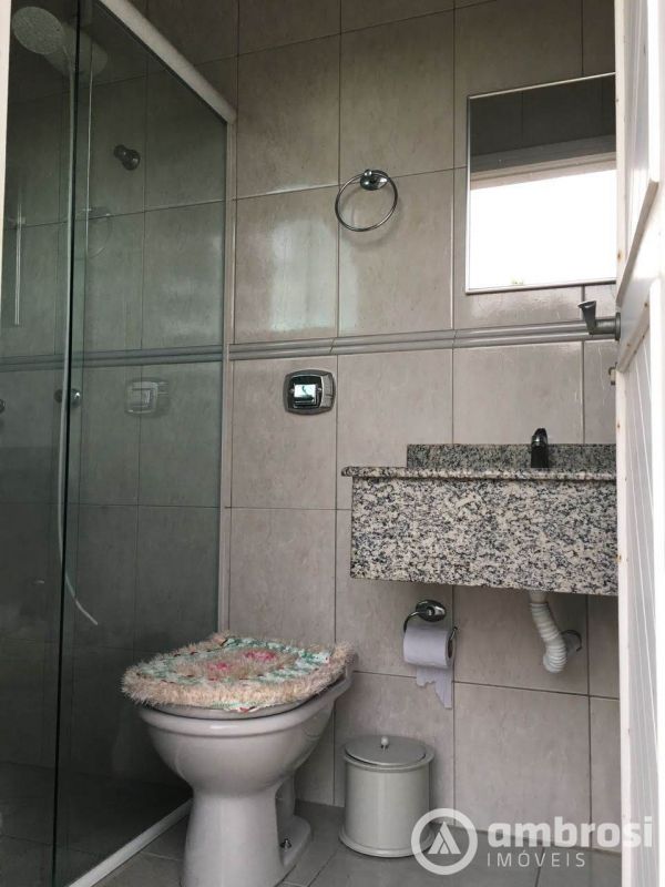 Casa de 3 quartos, 220m² | Eu Corretor