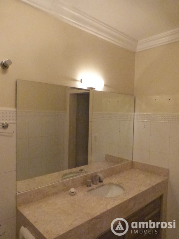 CASA COM 01 SUITE + 03 QTOS - COM PISCINA - SANTA RITA 