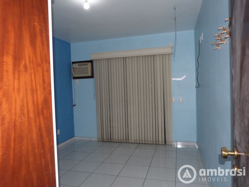 CASA COM 01 SUITE + 03 QTOS - COM PISCINA - SANTA RITA 