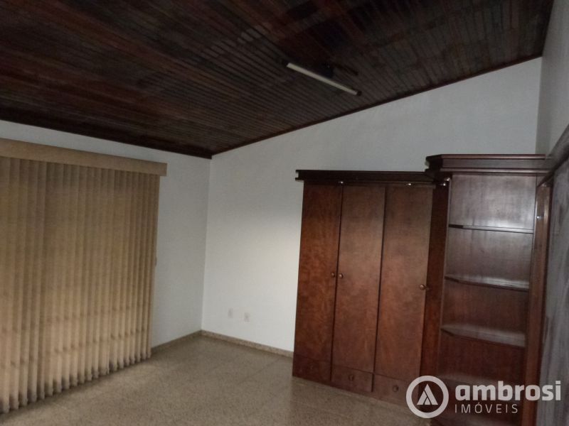 CASA COM 01 SUITE + 03 QTOS - COM PISCINA - SANTA RITA 