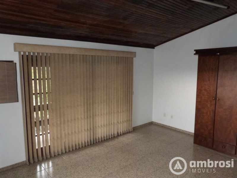 CASA COM 01 SUITE + 03 QTOS - COM PISCINA - SANTA RITA 