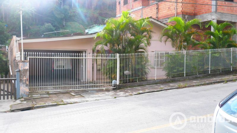Casa de 3 quartos, 170m² no bairro Azambuja, em Brusque | Eu Corretor