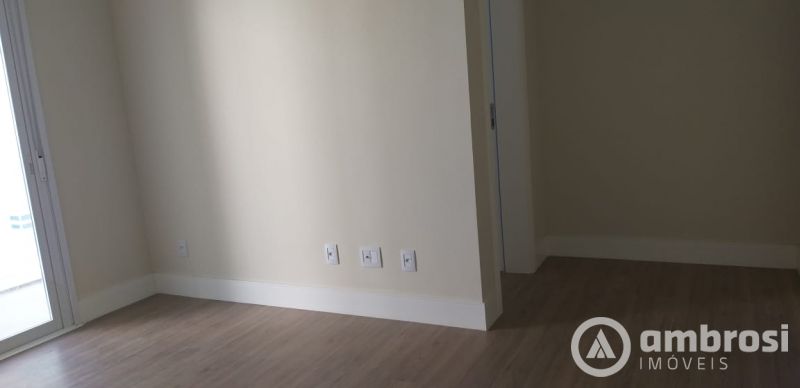 APTO COM 4 SUITES - CENTRO - Suíte com hidromassagem  