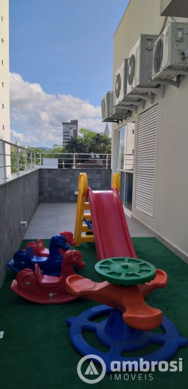APTO COM 4 SUITES - CENTRO - Suíte com hidromassagem  