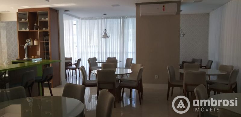APTO COM 4 SUITES - CENTRO - Suíte com hidromassagem  