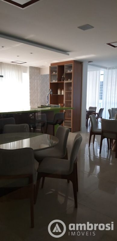 APTO COM 4 SUITES - CENTRO - Suíte com hidromassagem  