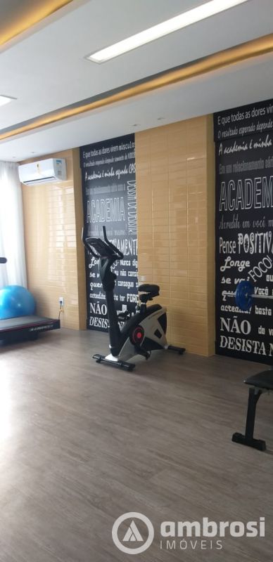 APTO COM 4 SUITES - CENTRO - Suíte com hidromassagem  