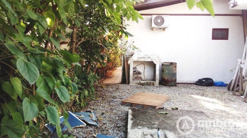 CASA 01 SUITE + 03 QTOS - BAIRRO MALUCHE