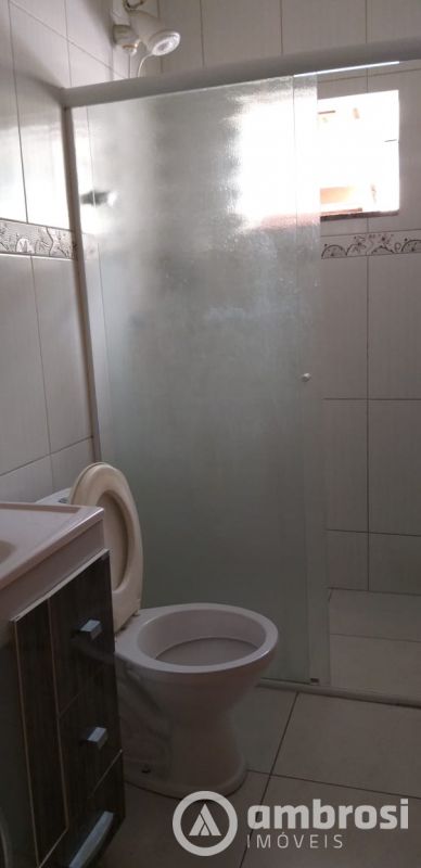 CASA 02 QTOS - AVENIDA PRIMEIRO DE MAIO 